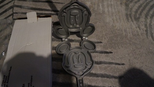 Disney mickey mouse - mickey, waffle